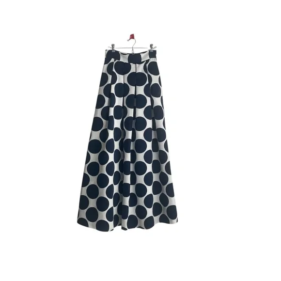 Eliza J Pleated long skirt in Navy Dot Size 4 - Picture 2 of 10